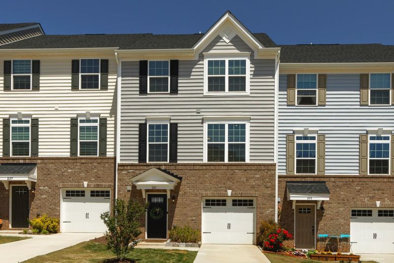 241 Misty Pike Dr, Raleigh, NC 27603