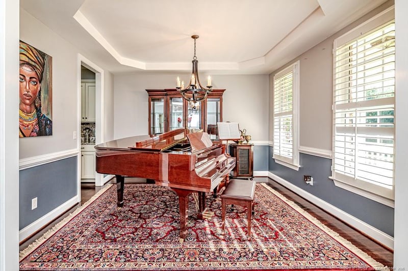 241 Saintsbury Pl, Sanford, NC 27332