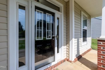241 Stansbury Ln, Clayton, NC 27527
