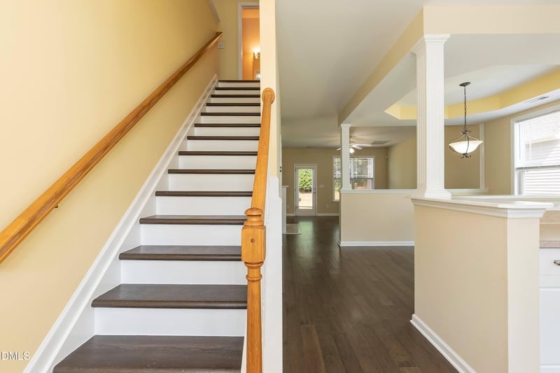 241 Stansbury Ln, Clayton, NC 27527