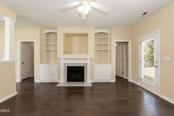 241 Stansbury Ln, Clayton, NC 27527