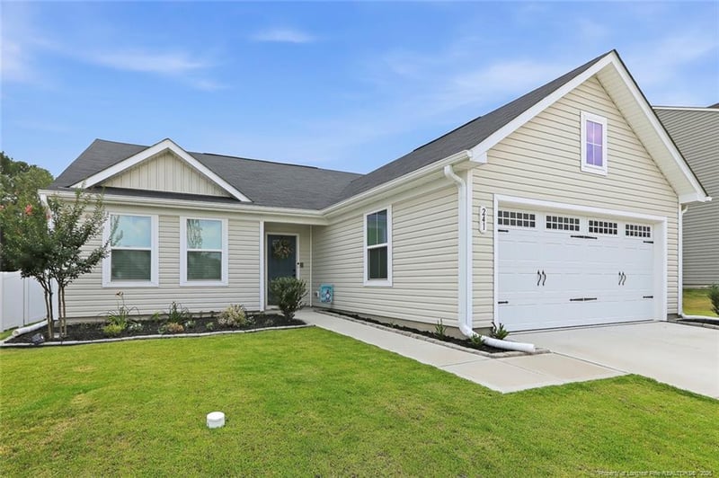 241 Tormore Dr, Sanford, NC 27330