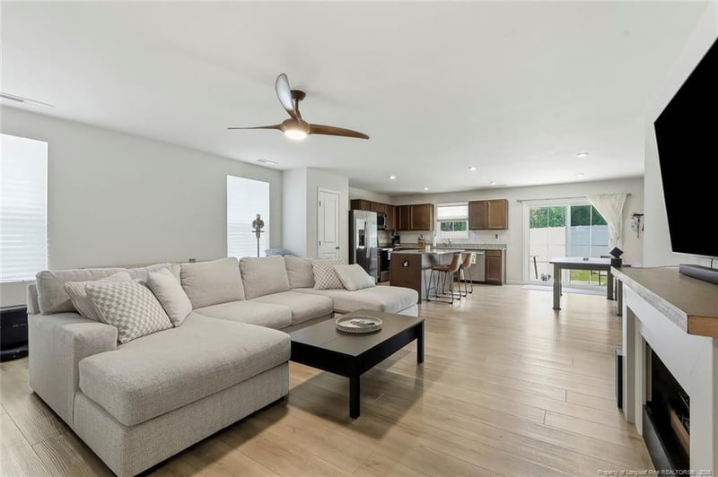 241 Tormore Dr, Sanford, NC 27330