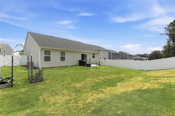 241 Tormore Dr, Sanford, NC 27330