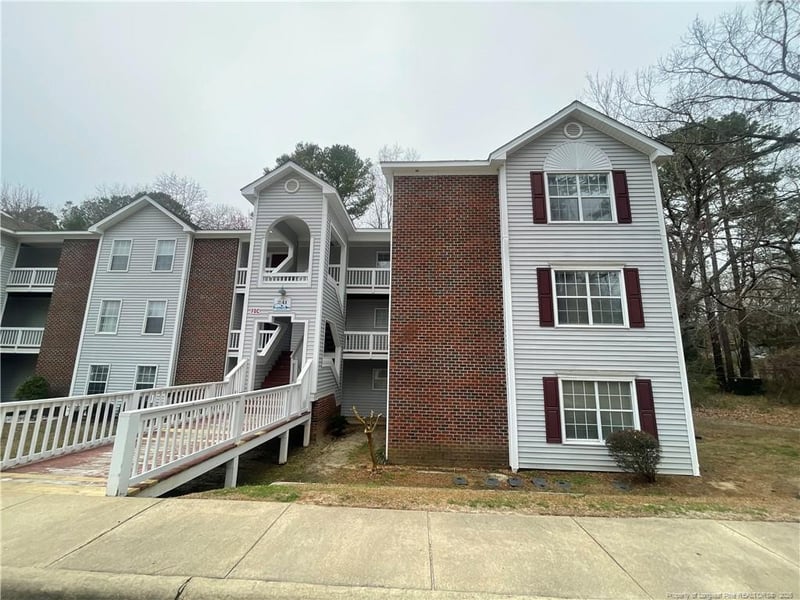241 Waterdown Dr #12, Fayetteville, NC 28314