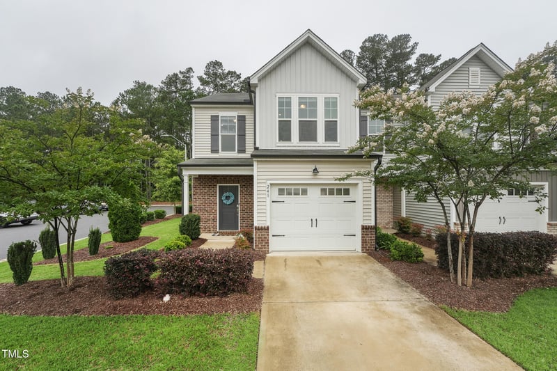 241 White Oak Ridge Dr, Garner, NC 27529
