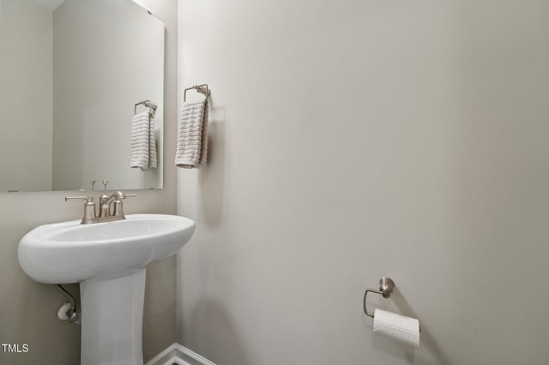 241 White Oak Ridge Dr, Garner, NC 27529