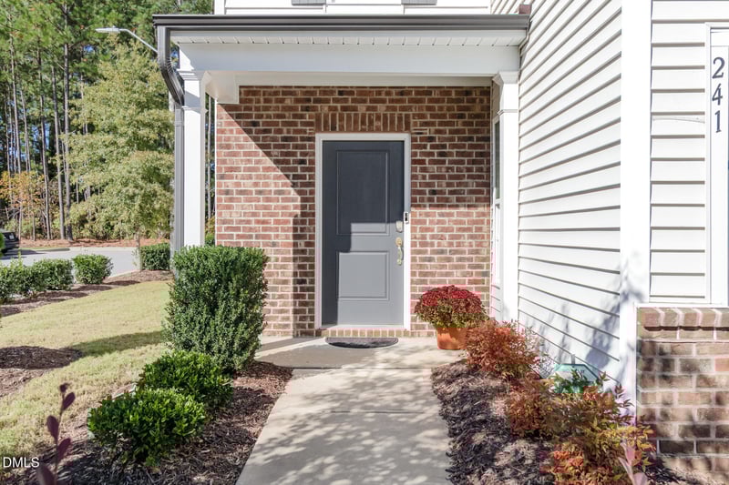 241 White Oak Ridge Dr, Garner, NC 27529