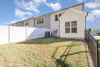 241 White Oak Ridge Dr, Garner, NC 27529