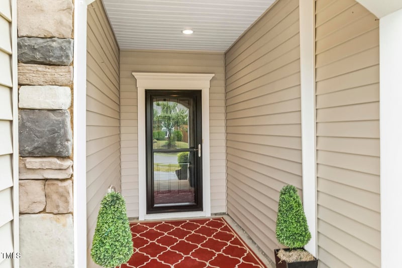 2410 Kinglass Dr, Fuquay Varina, NC 27526