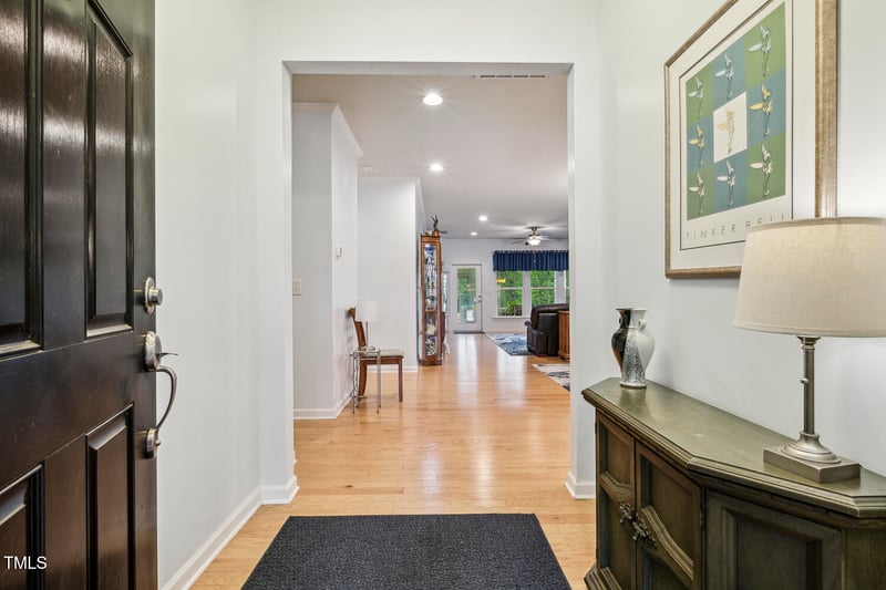 2410 Kinglass Dr, Fuquay Varina, NC 27526