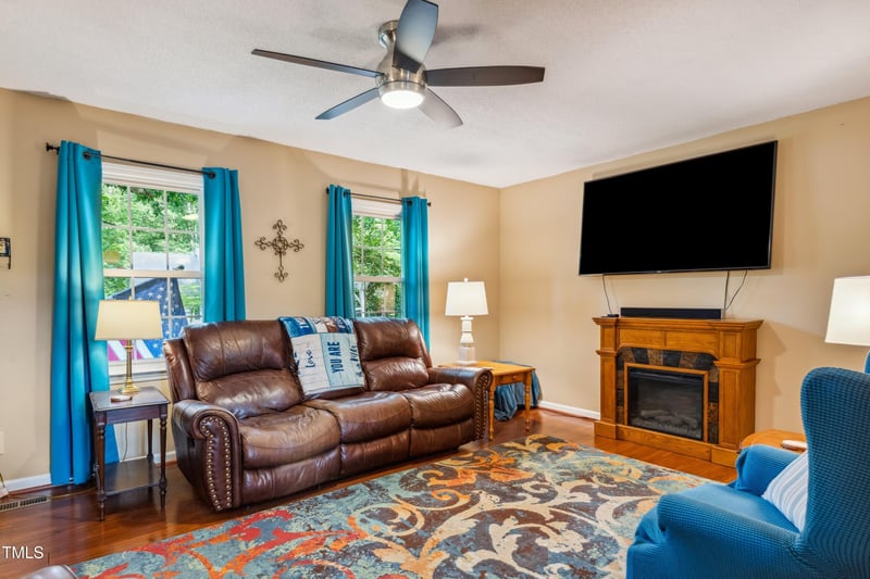 2410 Wade Hampton Rd, Hillsborough, NC 27278