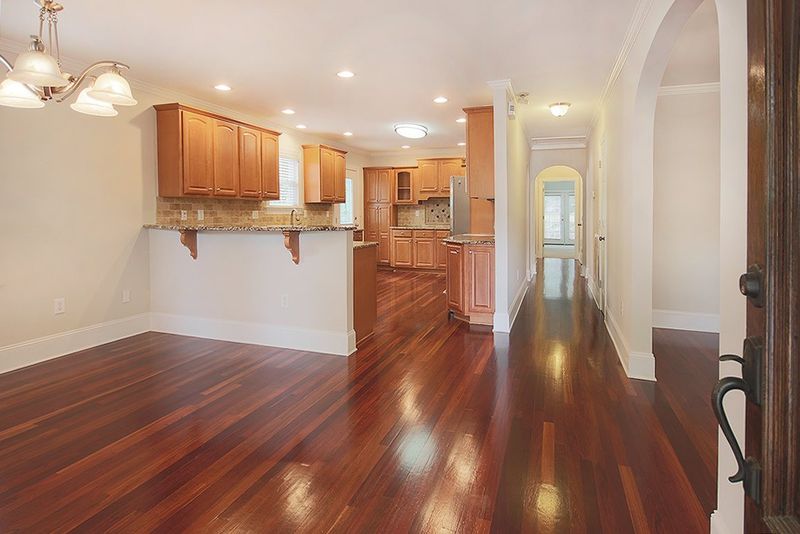 2411 Bedford Ave, Raleigh, NC 27607