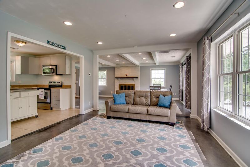 2411 Bonnie Brae Rd, Durham, NC 27703