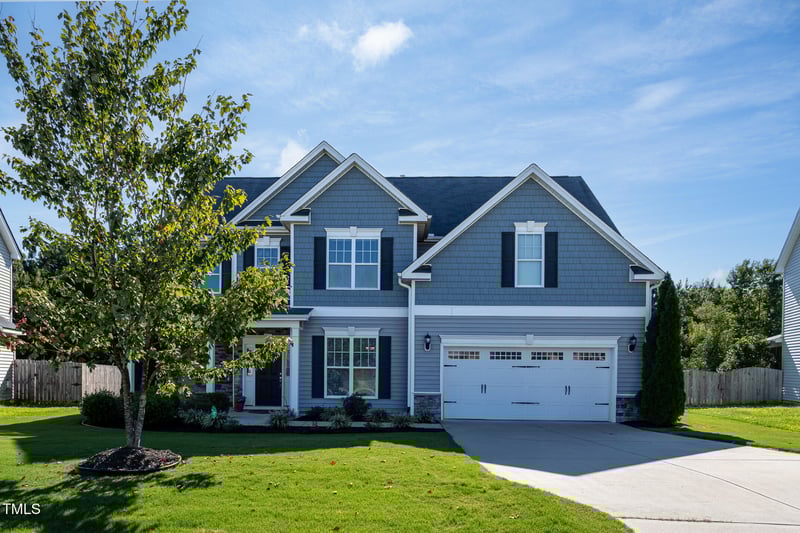 2411 Cattail Pond Dr, Zebulon, NC 27597