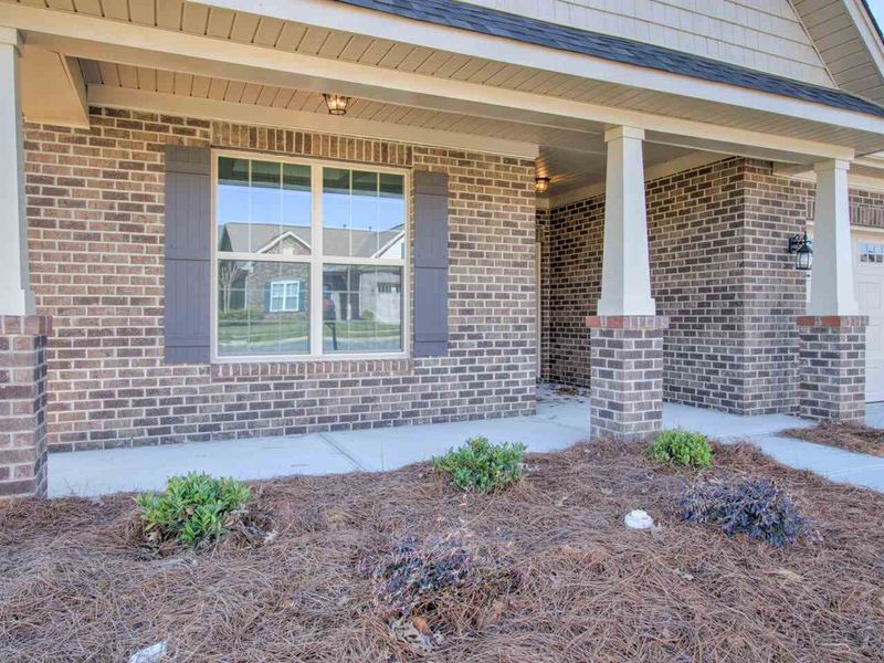 2411 Glenkirk Dr, Burlington, NC 27215