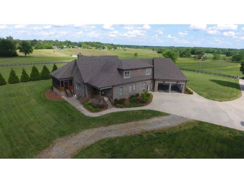 2411 Gwyn Rd, Burlington, NC 27217