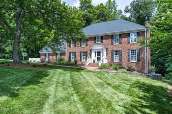 2412 Beechview Ct, Raleigh, NC 27615