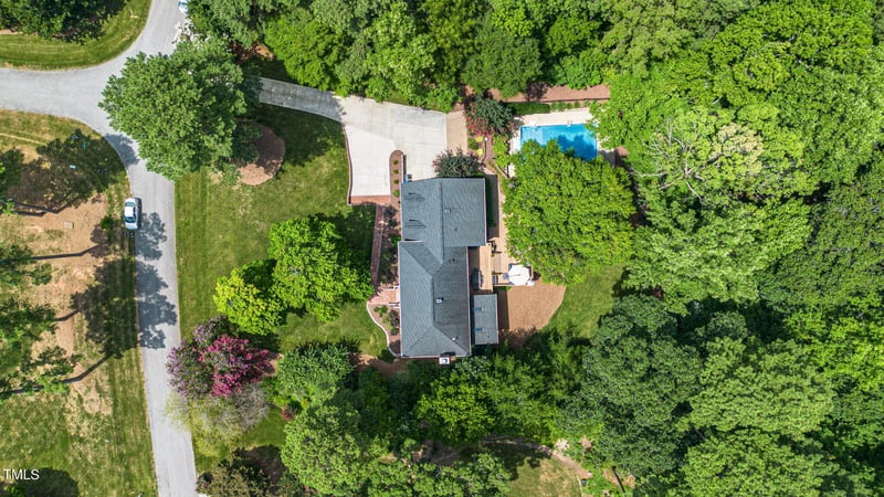 2412 Beechview Ct, Raleigh, NC 27615