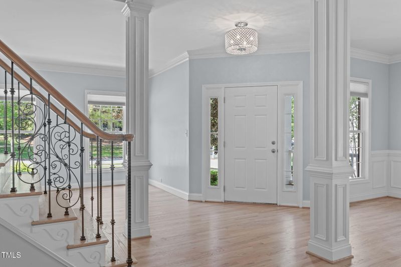 2412 Castleburg Dr, Apex, NC 27523