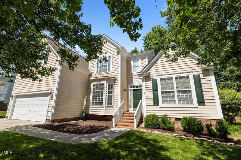 2412 Colony Woods Dr, Apex, NC 27523