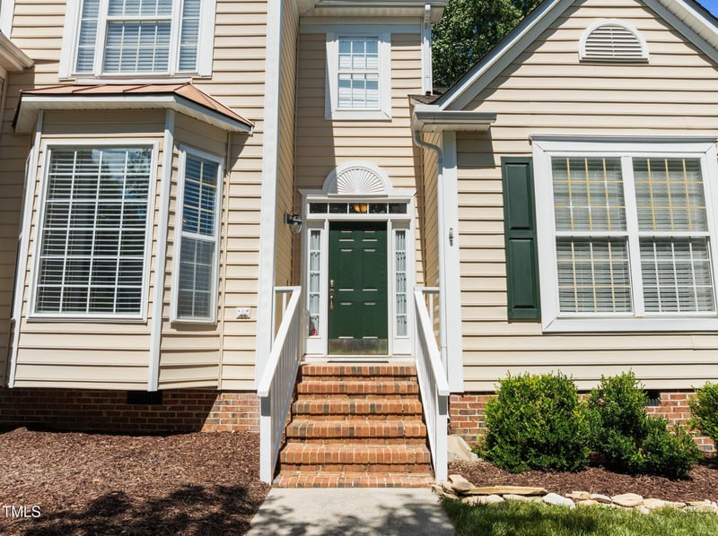 2412 Colony Woods Dr, Apex, NC 27523