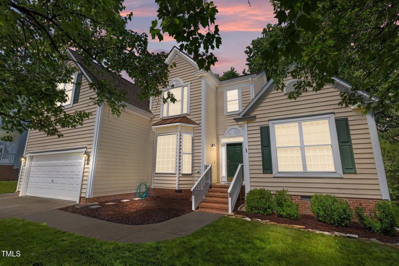 2412 Colony Woods Dr, Apex, NC 27523