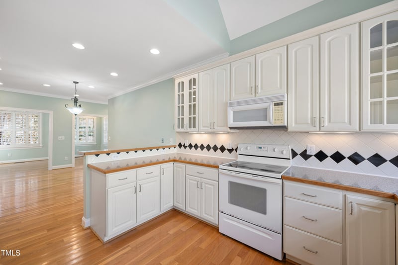 2412 Mollynick Ln, Wake Forest, NC 27587