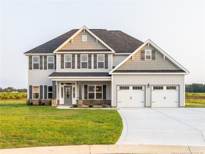 2412 Paron Ct, Hope Mills, NC 28348