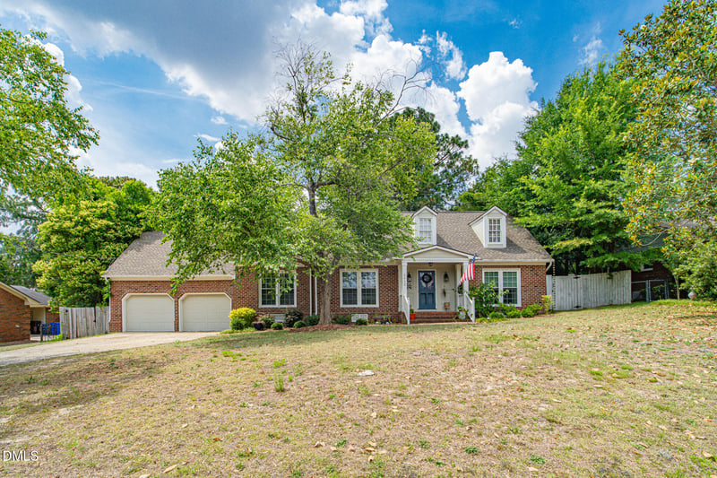 2412 Rolling Hill Rd, Fayetteville, NC 28304