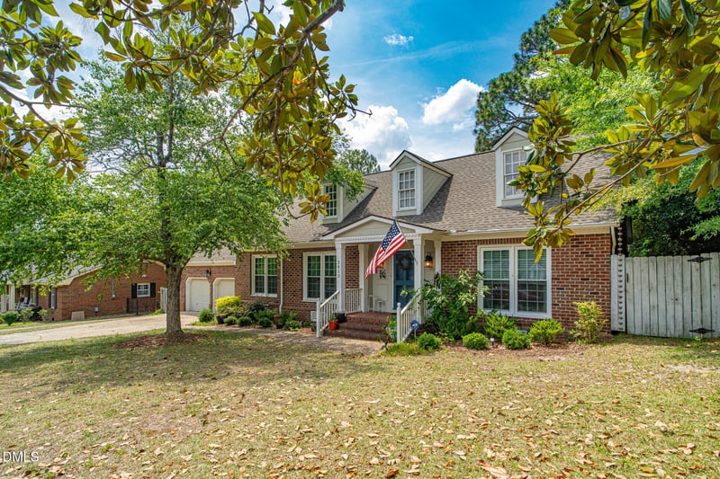 2412 Rolling Hill Rd, Fayetteville, NC 28304