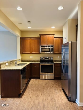 2412 Savior St, Raleigh, NC 27610