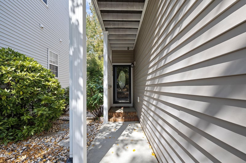 2413 Bay Harbor Dr, Raleigh, NC 27604