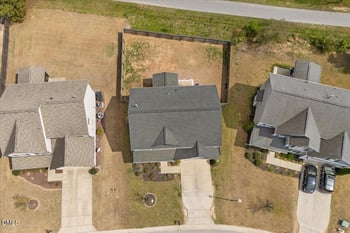 2413 Cattail Pond Dr, Zebulon, NC 27597