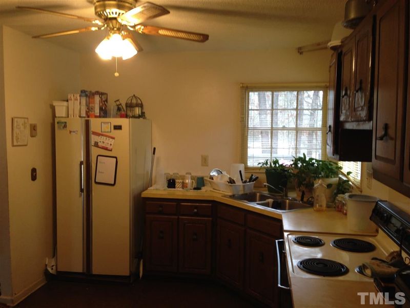 2413 Keith Dr, Raleigh, NC 27610