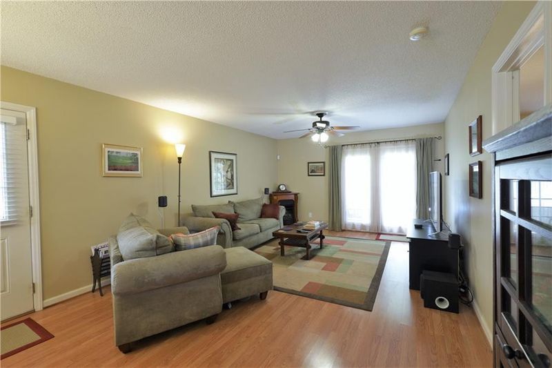 2413 Moran St #A, Burlington, NC 27215