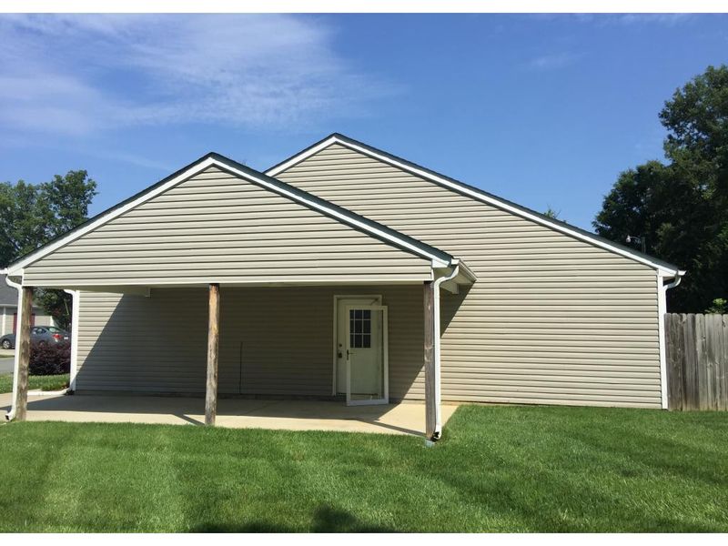 2413 Moran St, Burlington, NC 27215