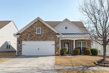 2414 Kinglass Dr, Fuquay Varina, NC 27526