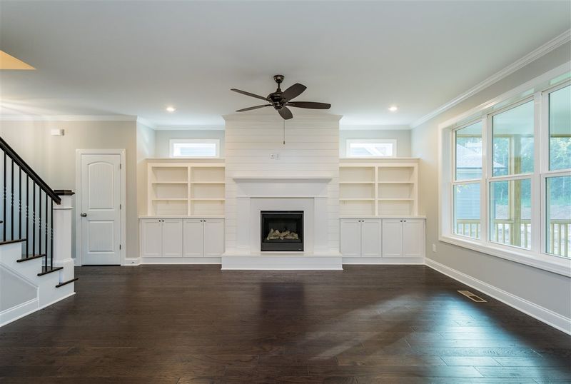 2414 Plowridge Rd, Fuquay Varina, NC 27526