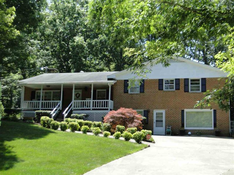 2414 Winburn Ave, Durham, NC 27704