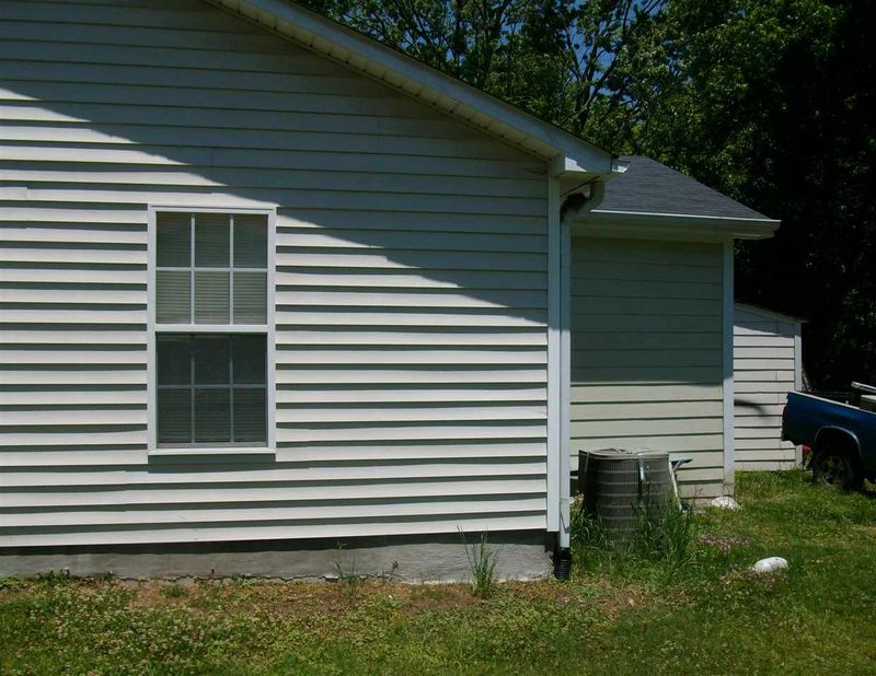 2415 Anacosta St, Durham, NC 27707