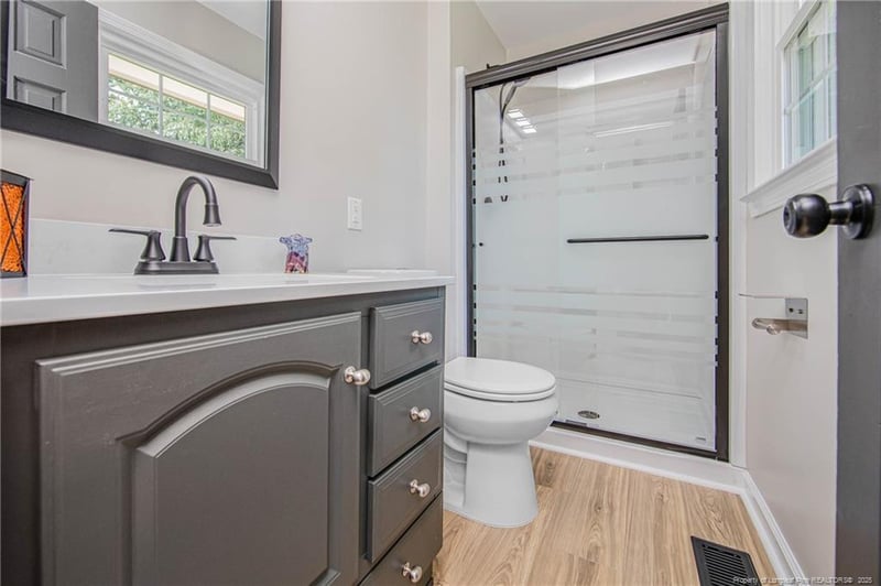 2415 Colgate Dr, Fayetteville, NC 28304