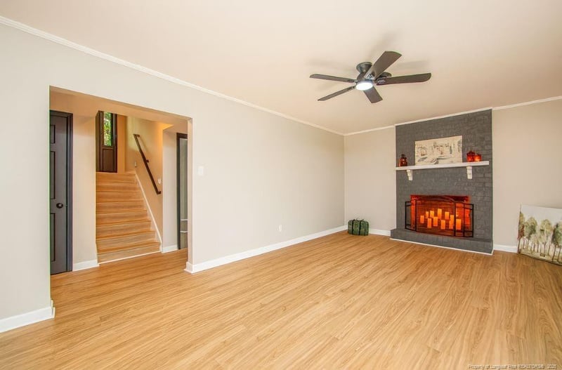2415 Colgate Dr, Fayetteville, NC 28304