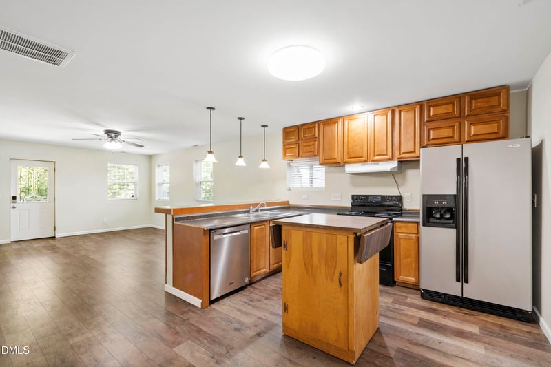 2415 Dorety Pl, Raleigh, NC 27604
