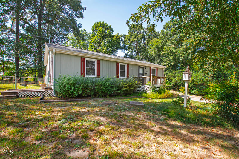 2415 Dorety Pl, Raleigh, NC 27604