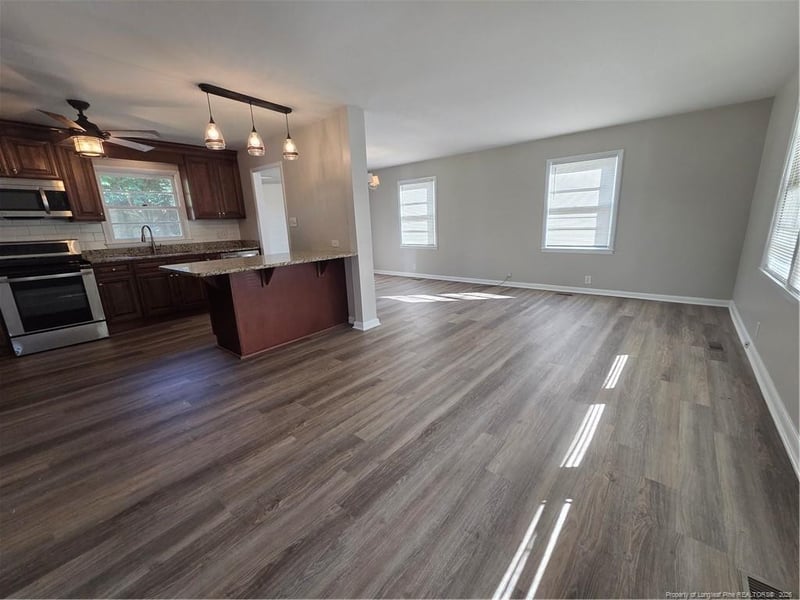 2415 Raeford Rd, Fayetteville, NC 28305