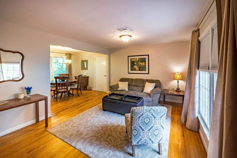 2416 Alpine Rd, Durham, NC 27707