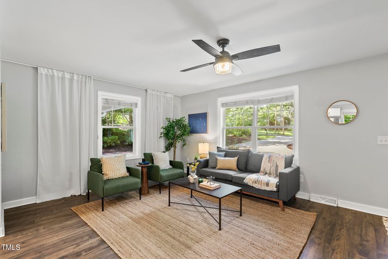 2416 Dellwood Dr, Durham, NC 27705