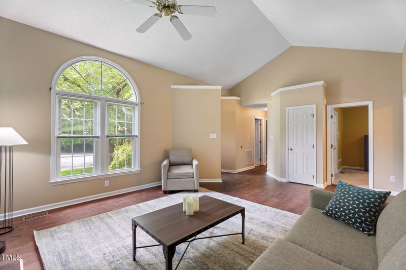 2416 Fields Of Broadlands Dr, Raleigh, NC 27604