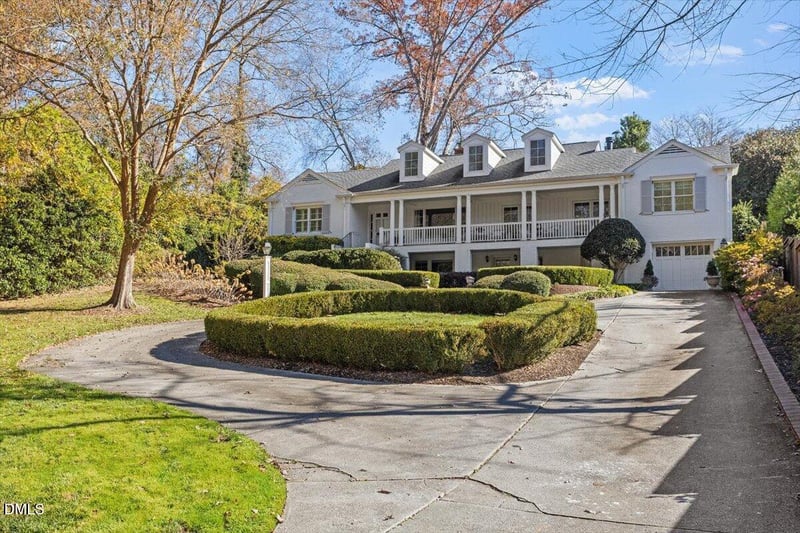 2416 Lake Dr, Raleigh, NC 27609